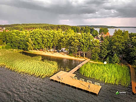 RiW Małe Swory - Domek pływający Houseboat i domki drewniane