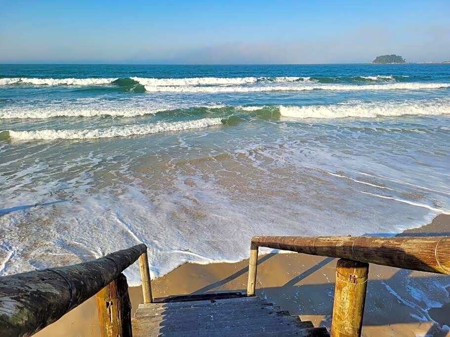 minhacasapraiapalmas istag 4 suítes 30 hosp a combinar