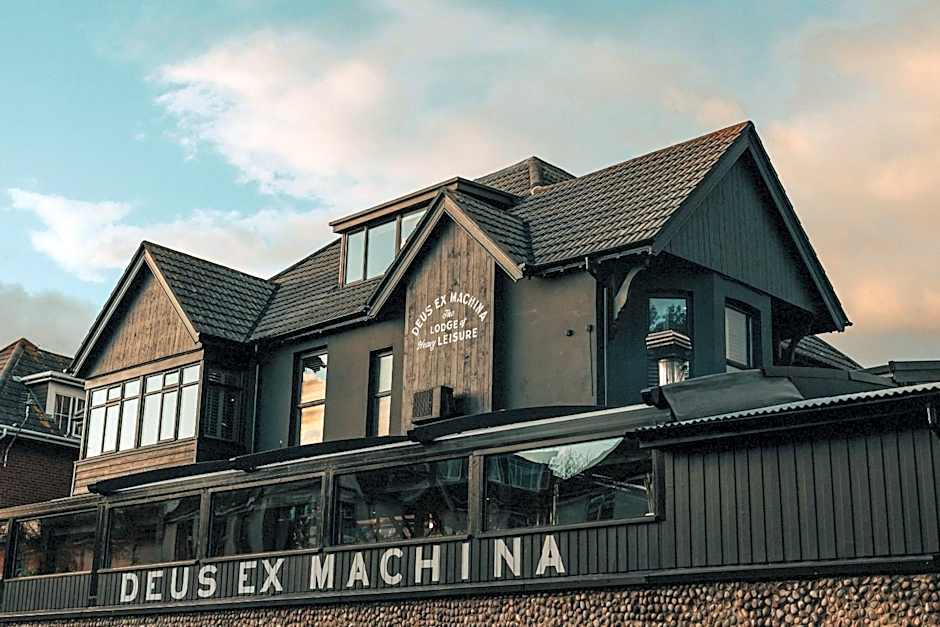 Deus Ex Machina Hotel