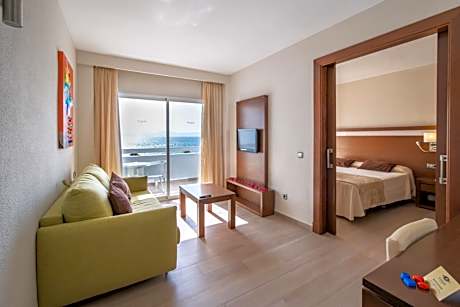 Suite with Side Sea View