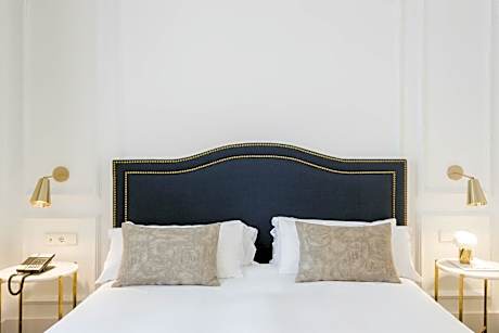 DOUBLE SUPERIOR WITH TERRACE