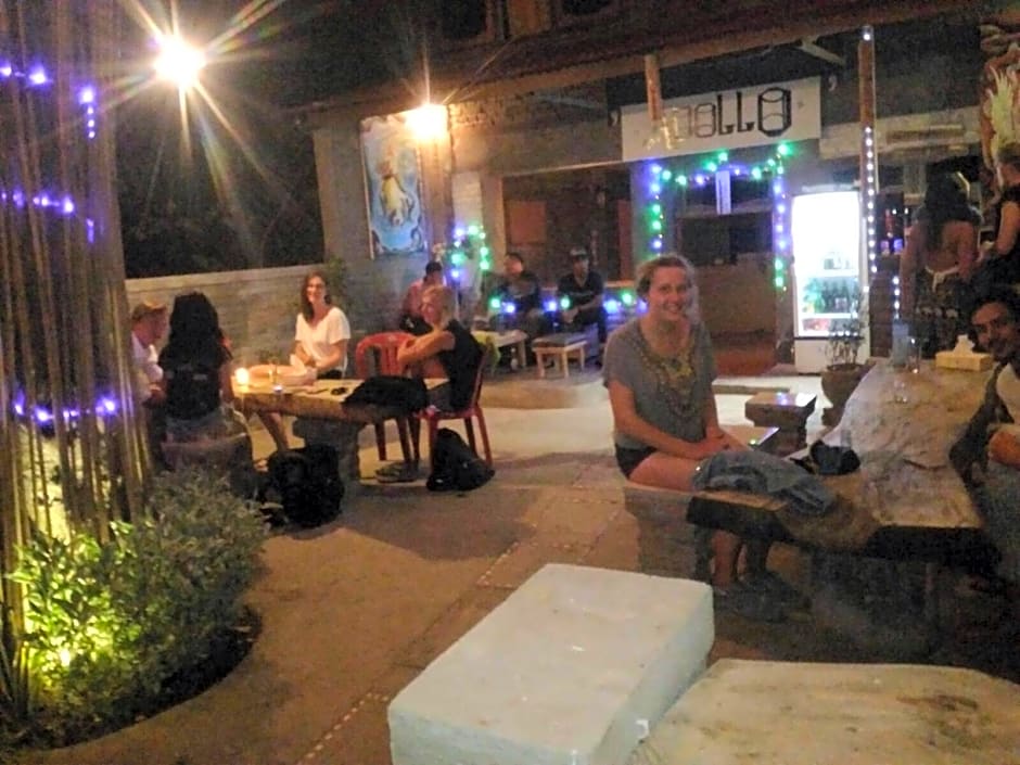 Apollo Hostel