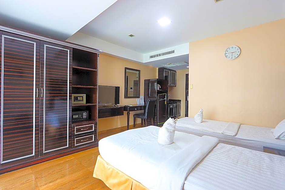 Land Royal Residence