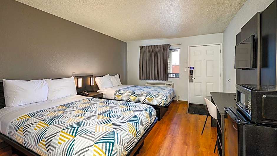 Motel 6-Wethersfield, CT - Hartford