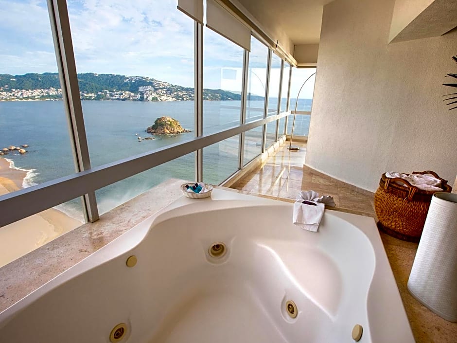 HS HOTSSON Hotel Acapulco
