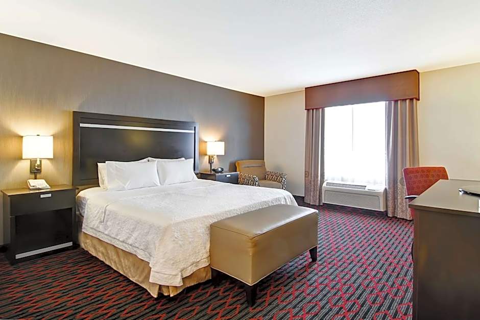 Hampton Inn & Suites By Hilton Red Deer