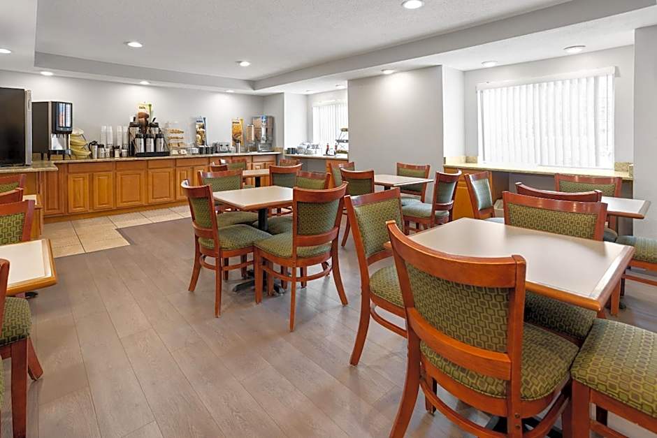 Microtel Inn By Wyndham Albany Airport