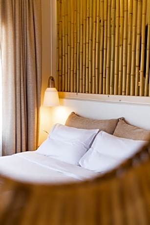 Deluxe Suite with Sea View