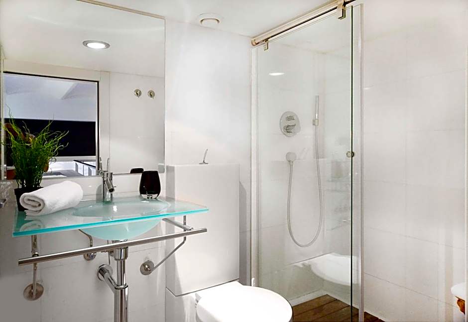 You Stylish City Center Apartments