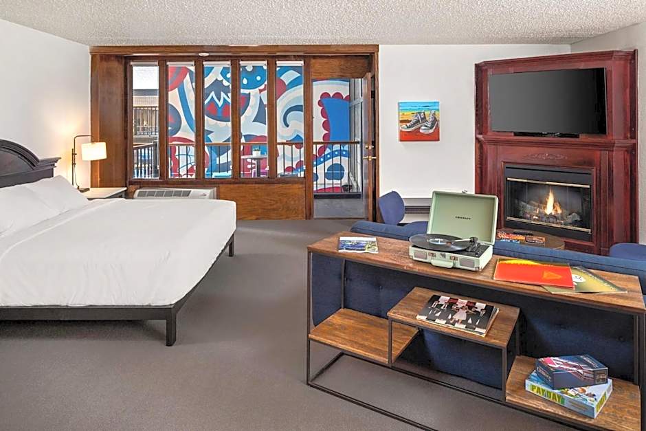 The Highlander Hotel, Ascend Hotel Collection