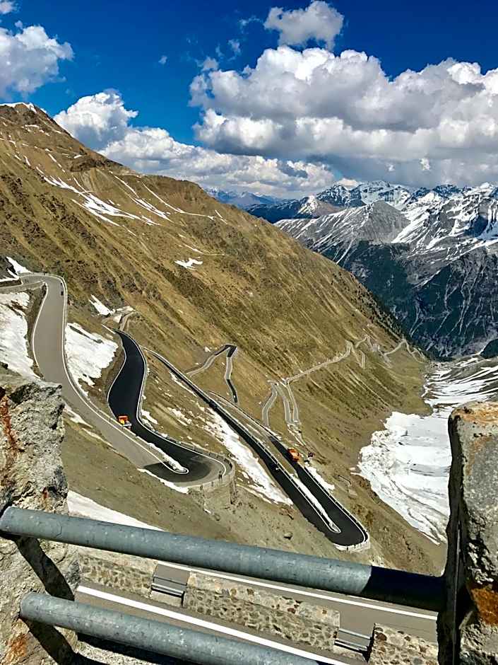 Bed & Breakfast Hostel Nives