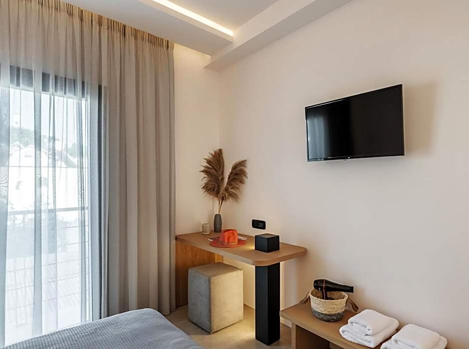 Chora Suites, Premium Key Collection