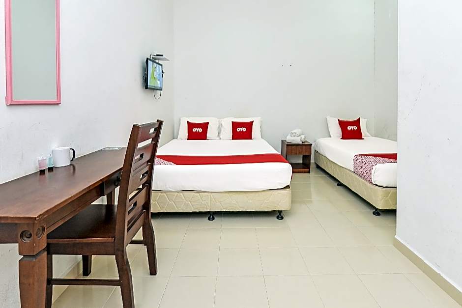 Hotel O Senyum Inn