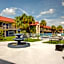 OYO Hotel Dundee By Crystal Lake