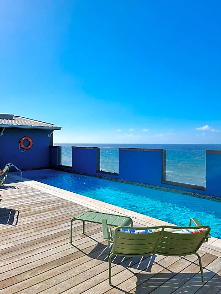 DINA MORGABINE SAINT DENIS