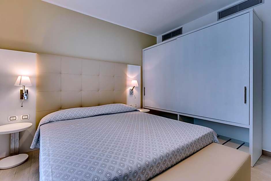 Hotel Ambassador