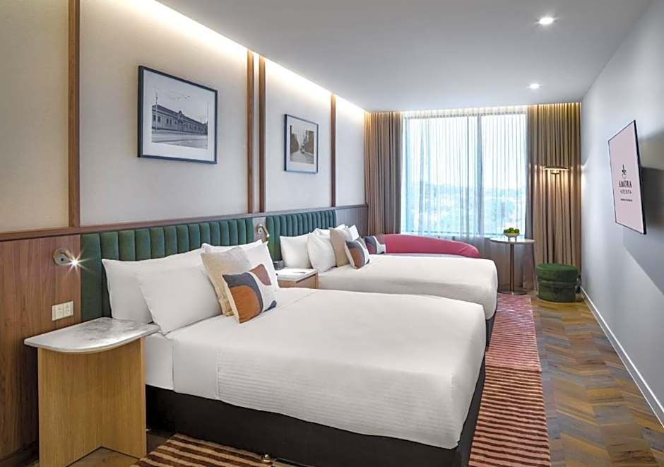 Amora Herencia Riverwalk Melbourne