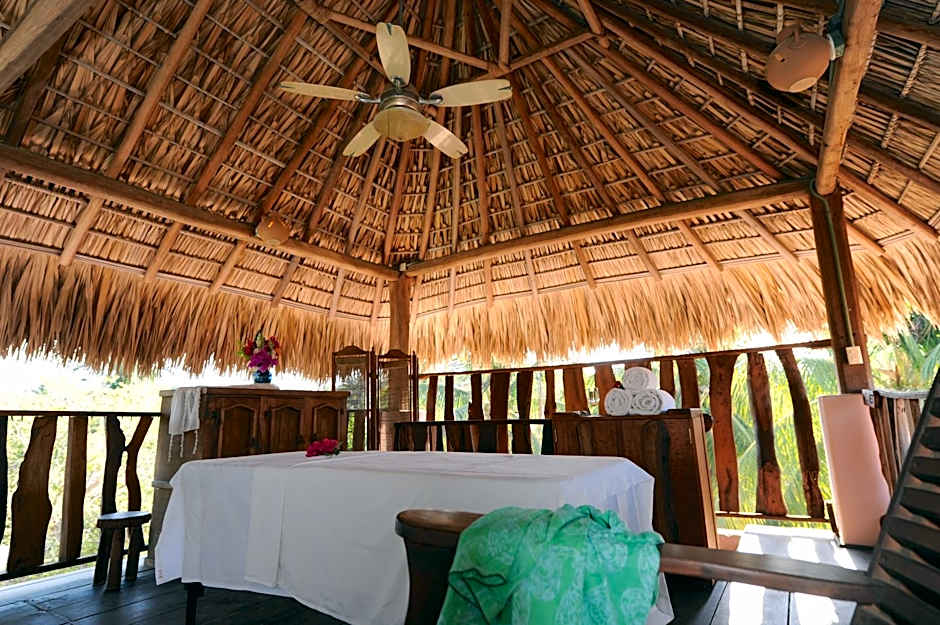 Hotel Casamar Suites