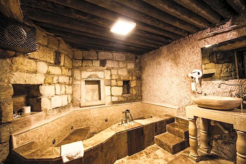 Heaven Cave House - Razziya Evi