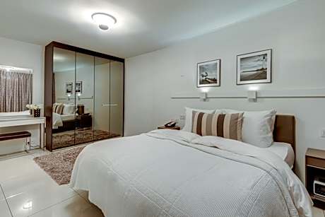 Penthouse Suite with Balcony