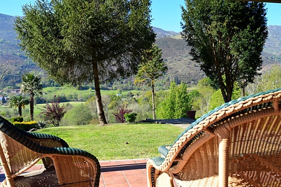 Hotel Rural El Otero