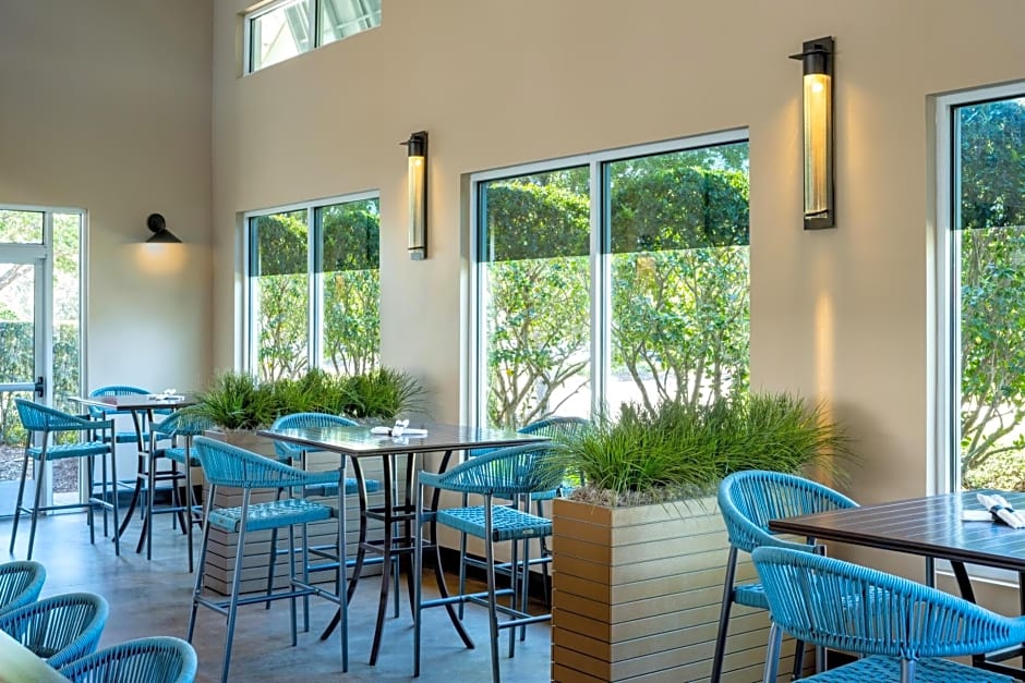 SpringHill Suites by Marriott Orlando at FLAMINGO CROSSINGS Town