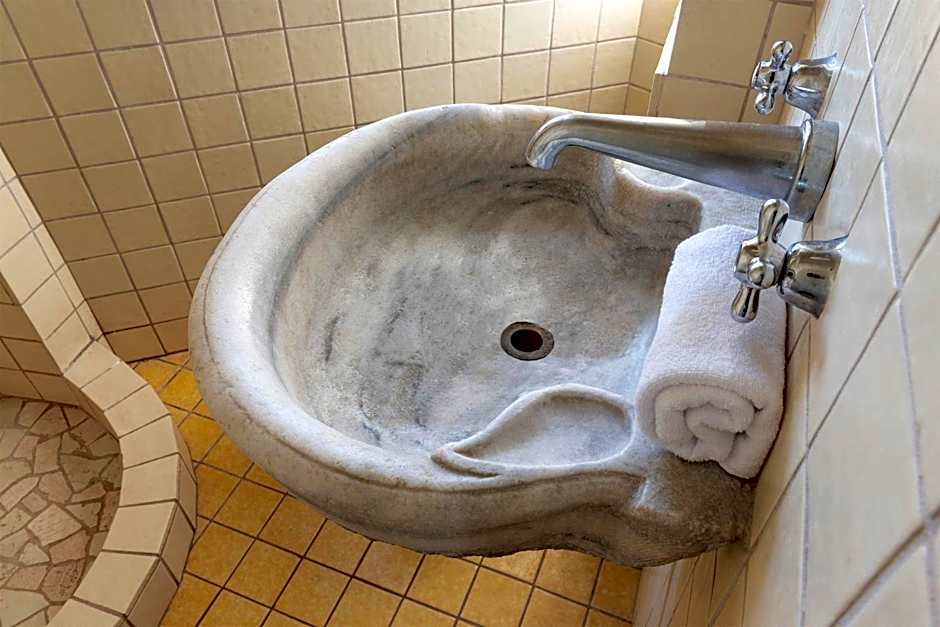 Castello Di San Sebastiano Po