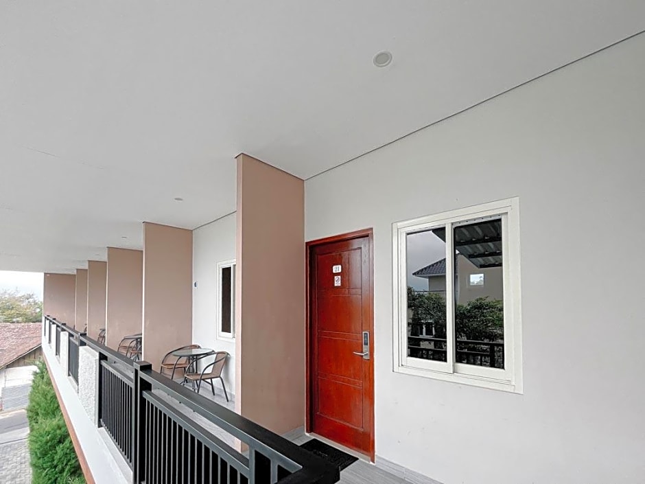 Urbanview Hotel Bubusini Batu by RedDoorz