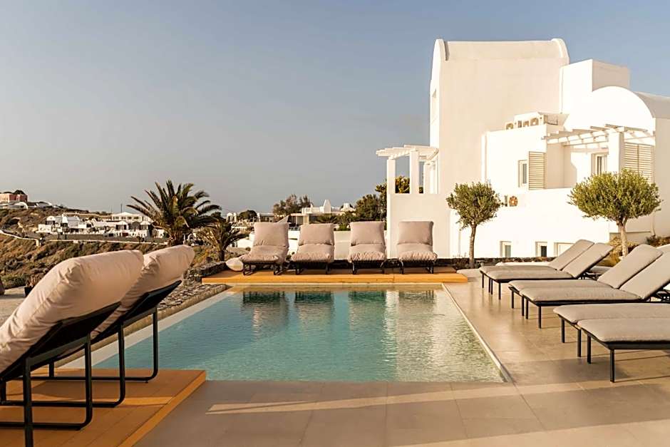 Rocabella Santorini Hotel & Spa