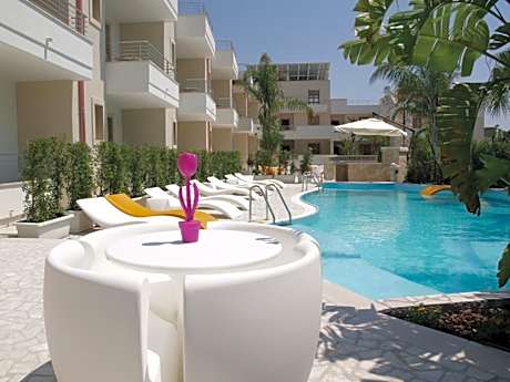Santa Caterina Hotel & Apartment