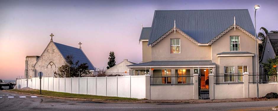 23 On Glen Guest House