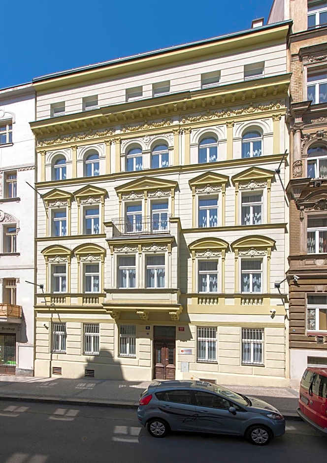 Downtown Suites Kodanska