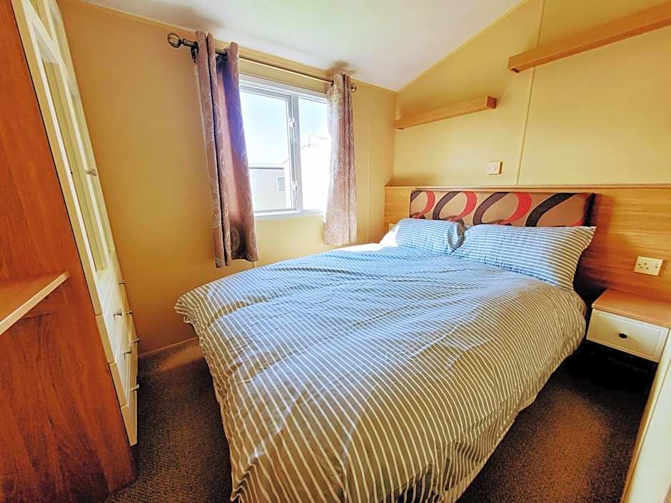 Lyons Robin Hood Holiday Park, The Shamrock Way