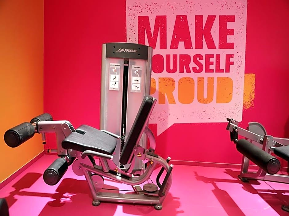 Somewhere Bliss Hotel