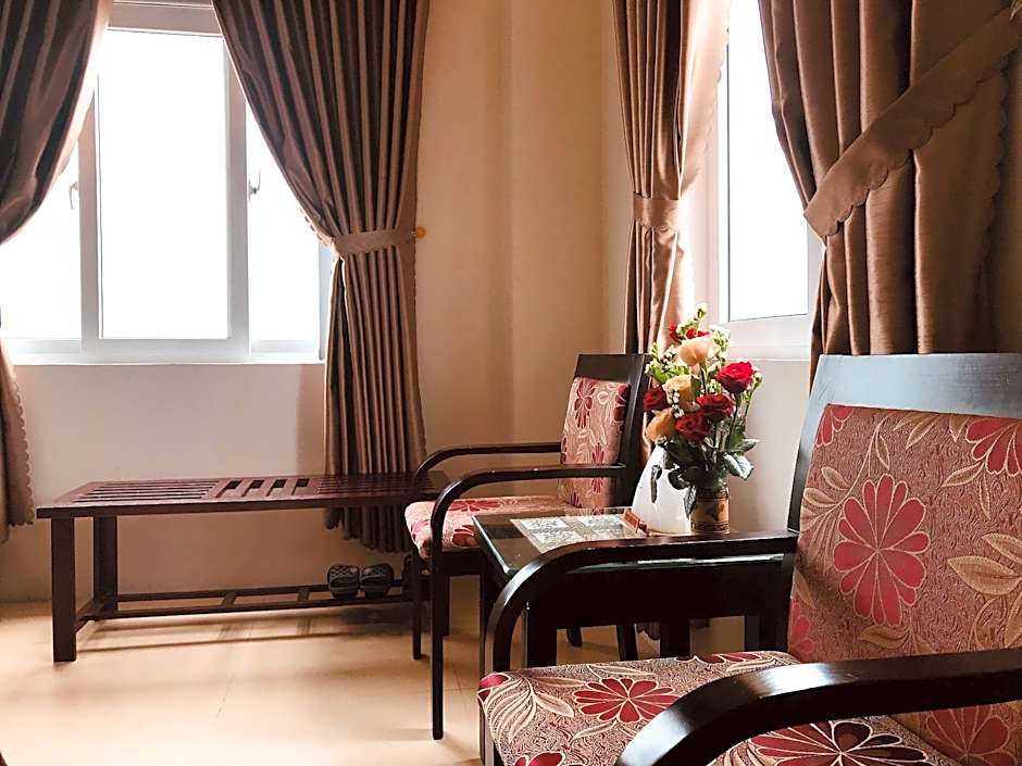 Nam Long Plus Hotel