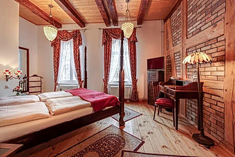 Junior Suite with Lake View