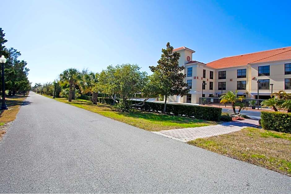 Holiday Inn Express Hotel & Suites Clearwater North/Dunedin By IHG