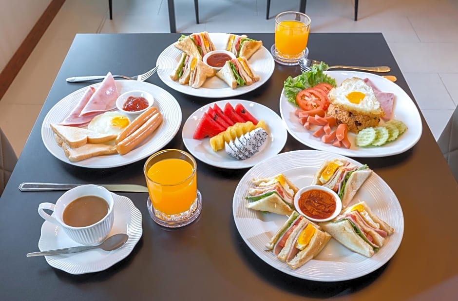 RoomQuest Suvarnabhumi Airport Rom Klao