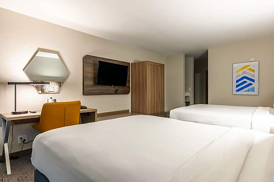 Holiday Inn Express Van Nuys By IHG