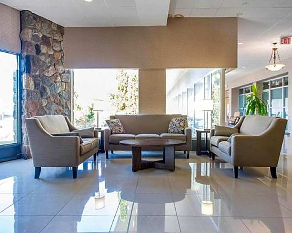 Econo Lodge Smiths Falls