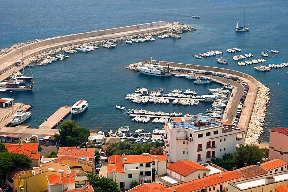 BUE MARINO Hotel & Roof Lounge