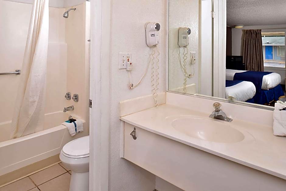 Americas Best Value Inn & Suites Jackson, MI