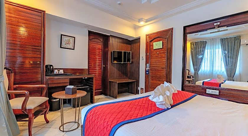 Hotel KK By Spree Rajkot