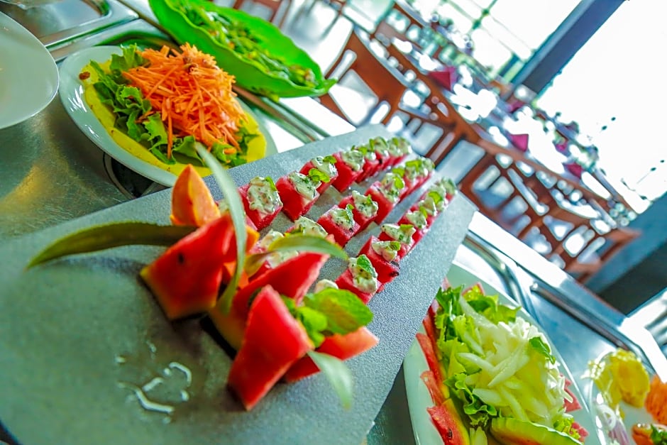 Oak Ray Hotel - Tea Bush Ramboda