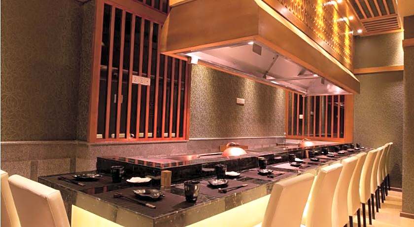 Zhongwei Green Lake Hotel Kunming