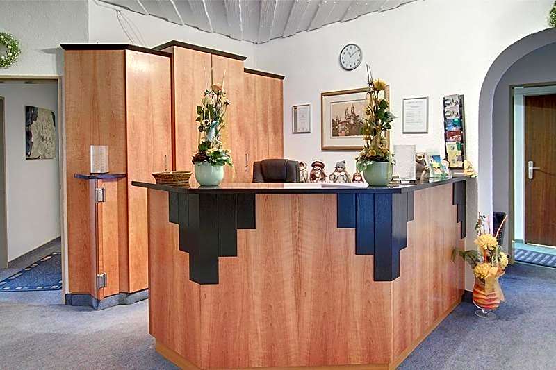 Hotel Hüttl - Garni