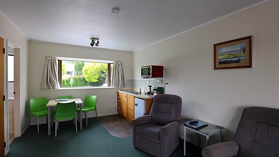 Bk's Counties Motor Lodge