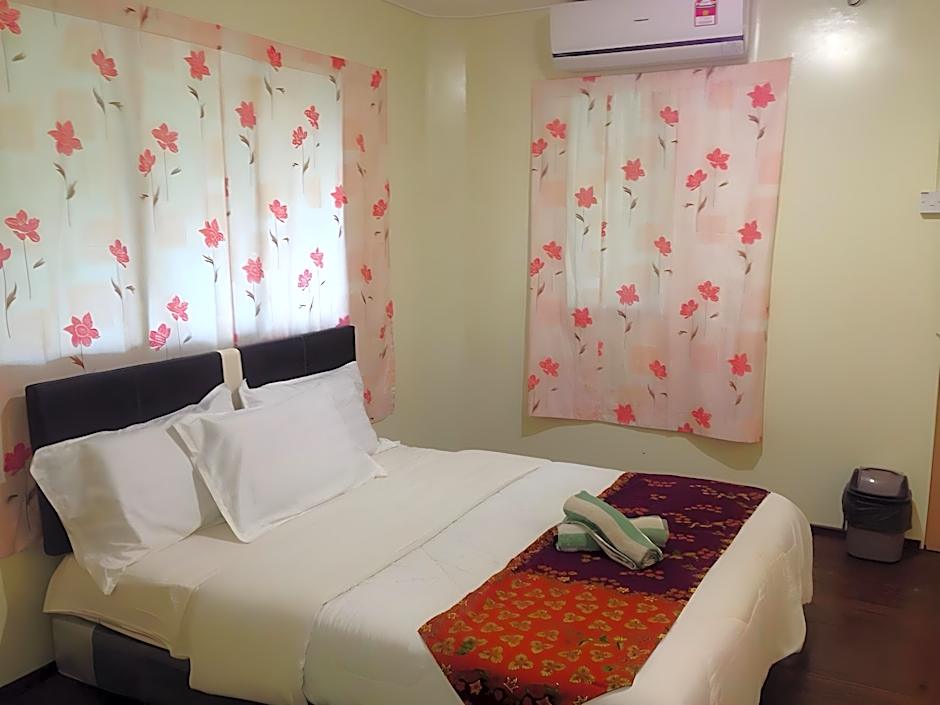 Sukau Greenview Bed and Breakfast