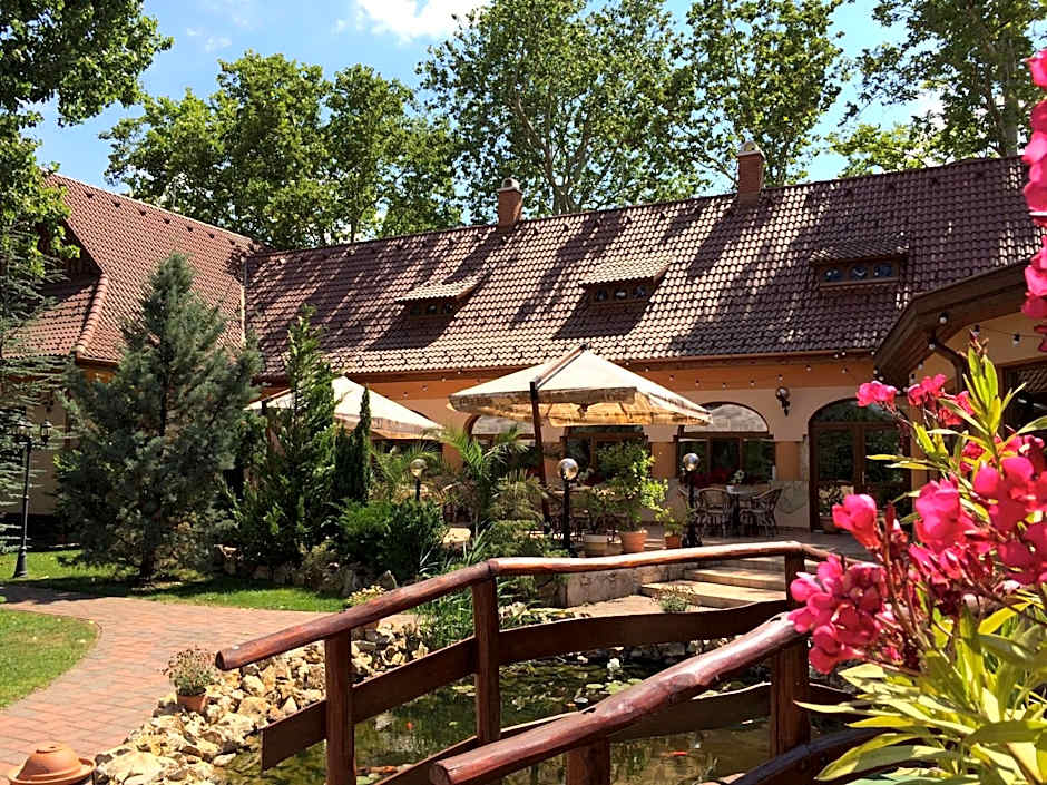 Platan Garden Rooms & Restaurant