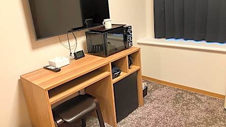 Single Room - Smoking